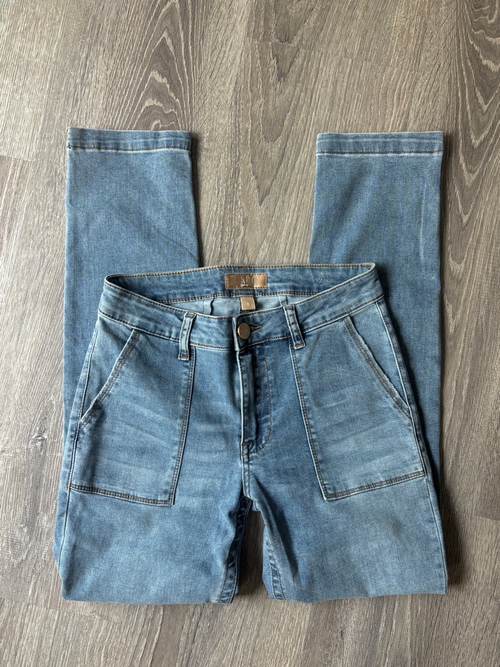Kut from the Kloth Light Blue Straight Leg Jeans